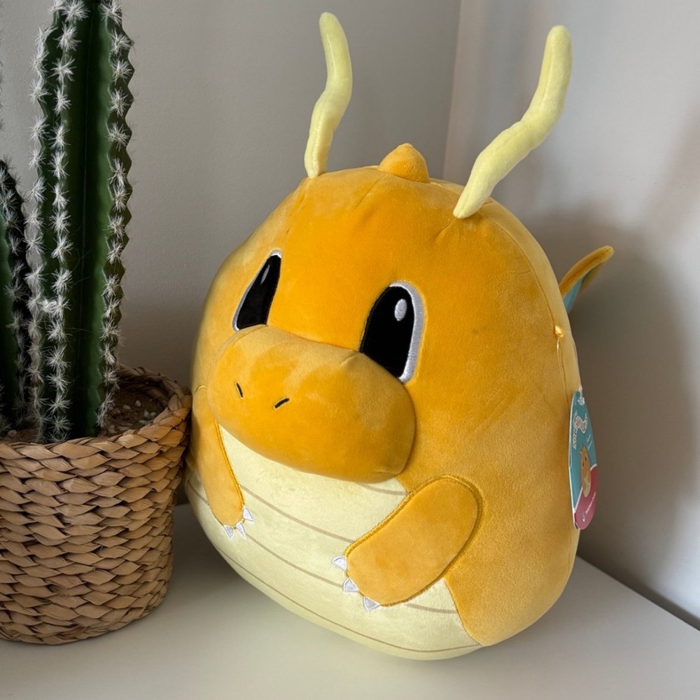 NWT ⭐️ Official Pokemon Center Dragonite Squishmallow